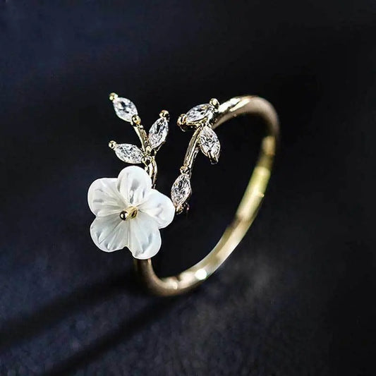 Creative Flower Leaf Ring